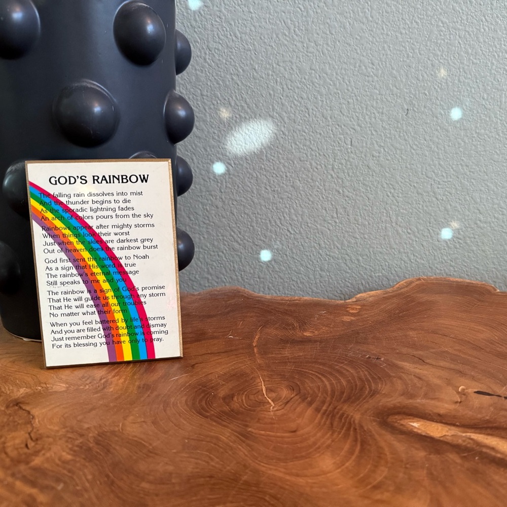 ✨SOLD✨
God's Rainbow Inspirational Plaque